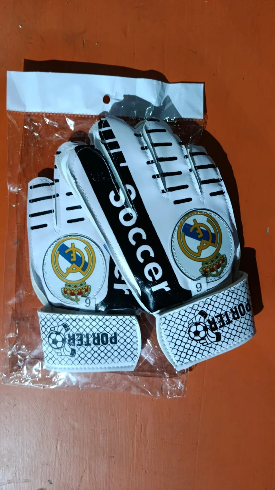 GUANTES PORTERO REAL MADRID
