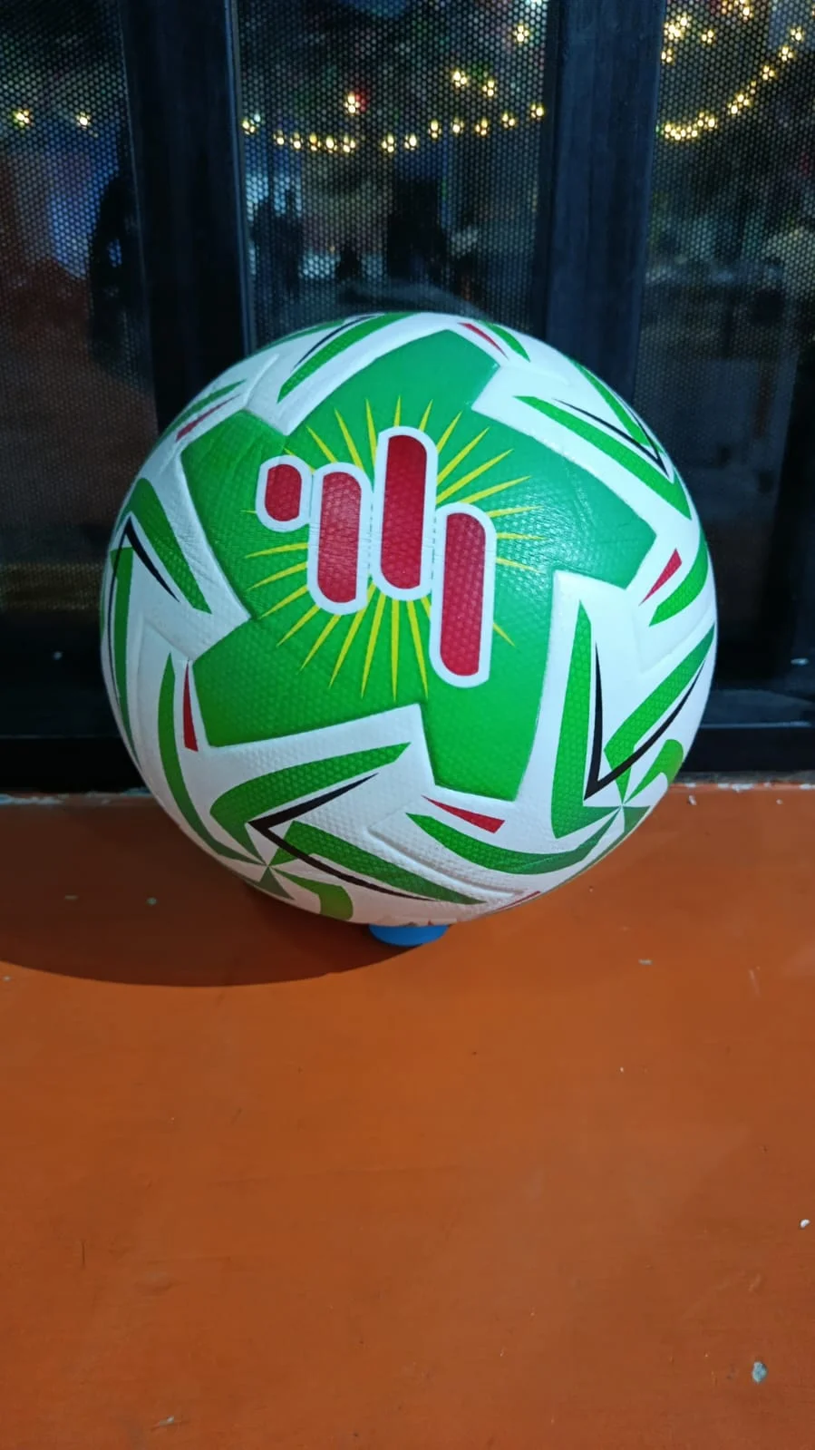 BALÓN DE FÚTBOL VERDE TRICOLOR