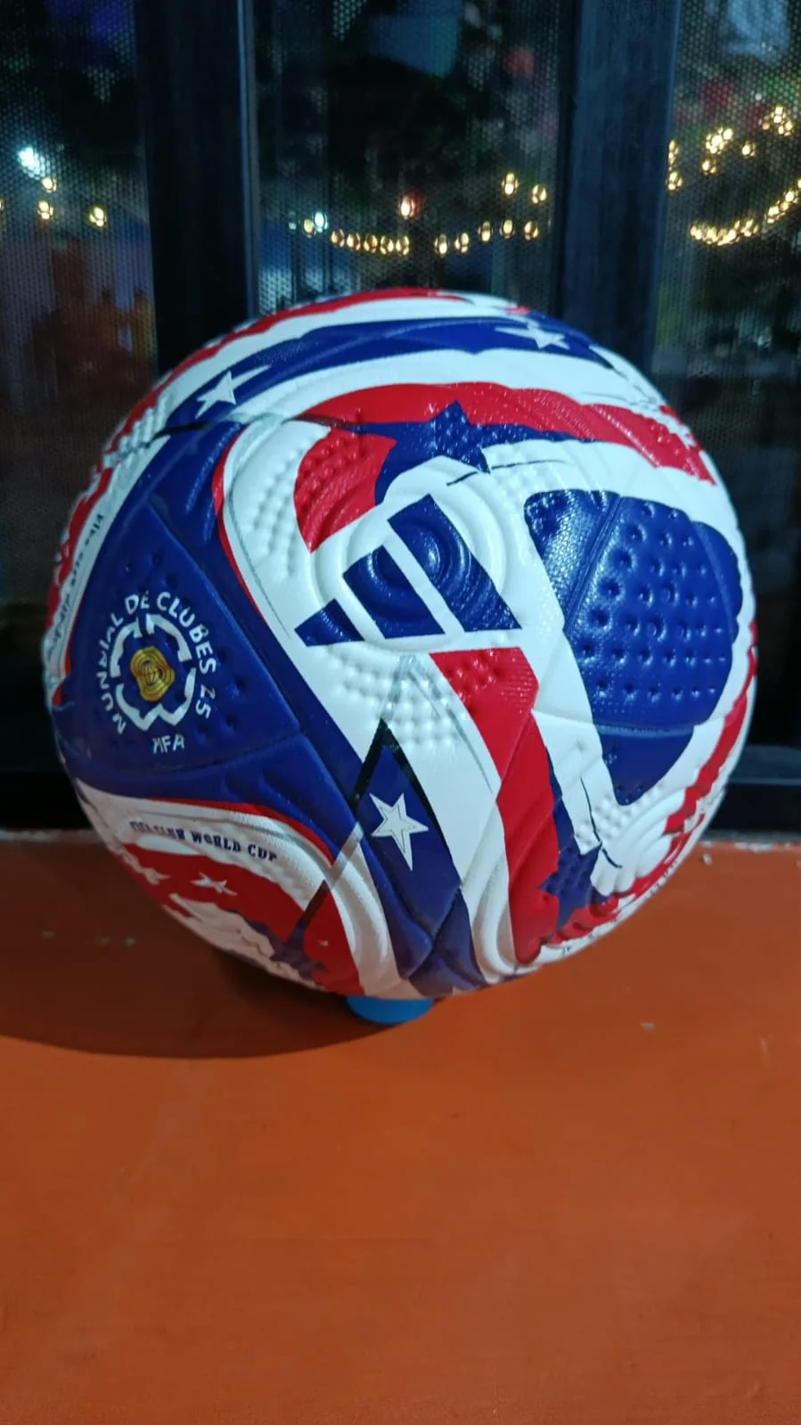 BALÓN DE FÚTBOL ADIDAS CLUB WORLD CUP